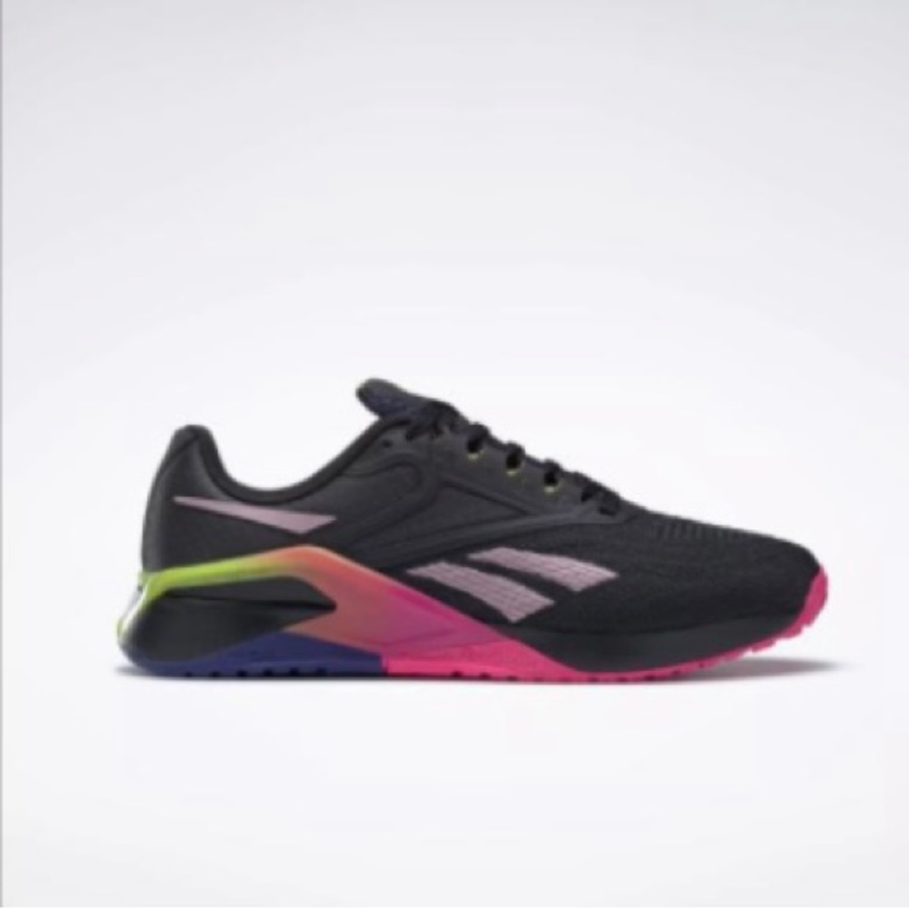 NWT Women’s Nano X2 Sneakers